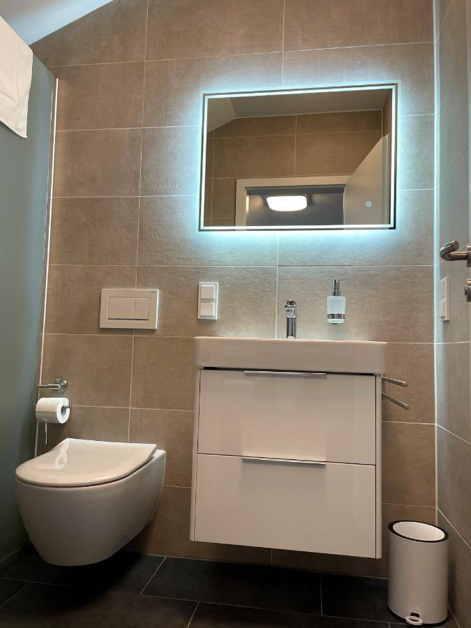 Gaestehaus Veenstra Kelberg Bagian luar foto