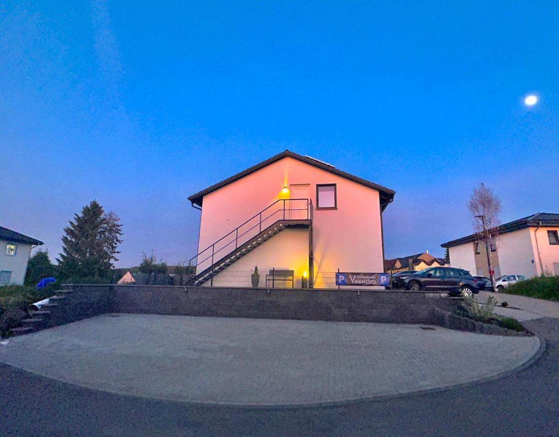Gaestehaus Veenstra Kelberg Bagian luar foto